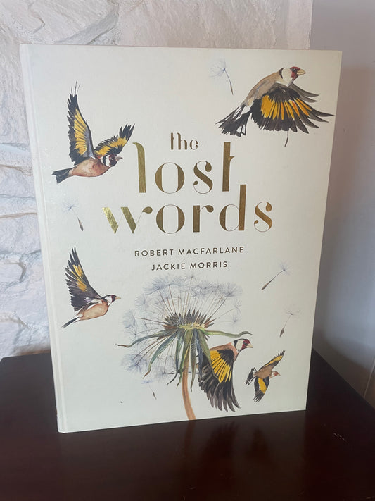 The Lost Words - Robert Macfarlane (author), Jackie Morris (artist) pre-loved